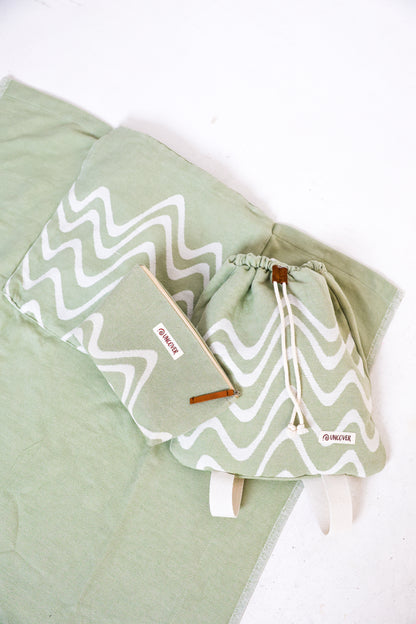 Mochila + Bolsa Verde